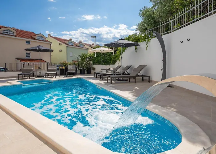 A&D Deluxe Apartments Dani With Swimming Pool