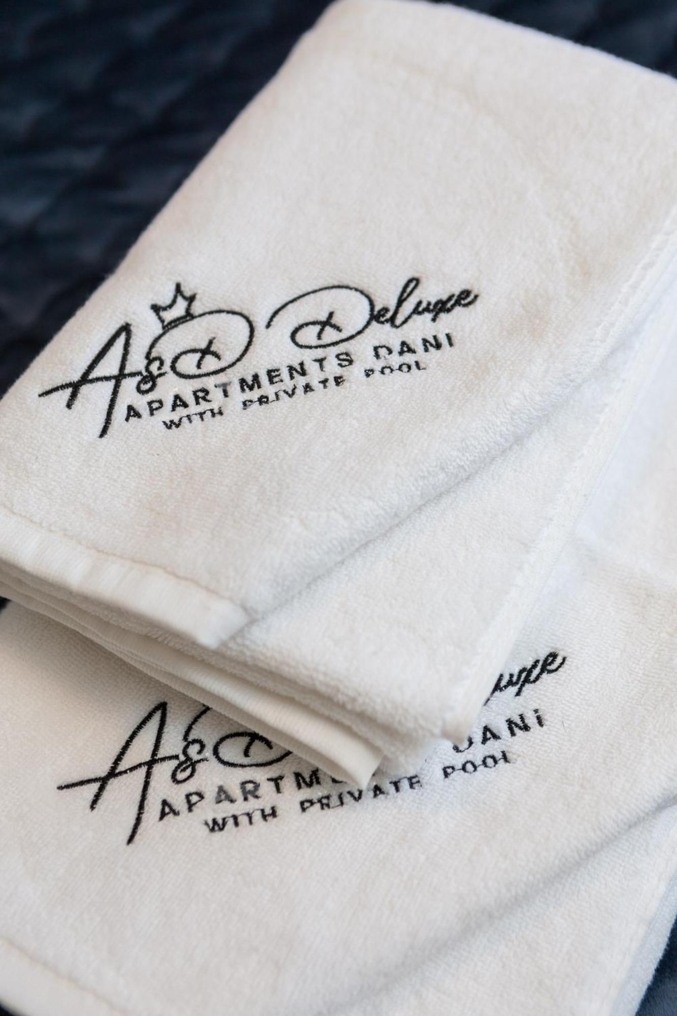 A&d Deluxe Dani With Swimming Pool Appartement *
