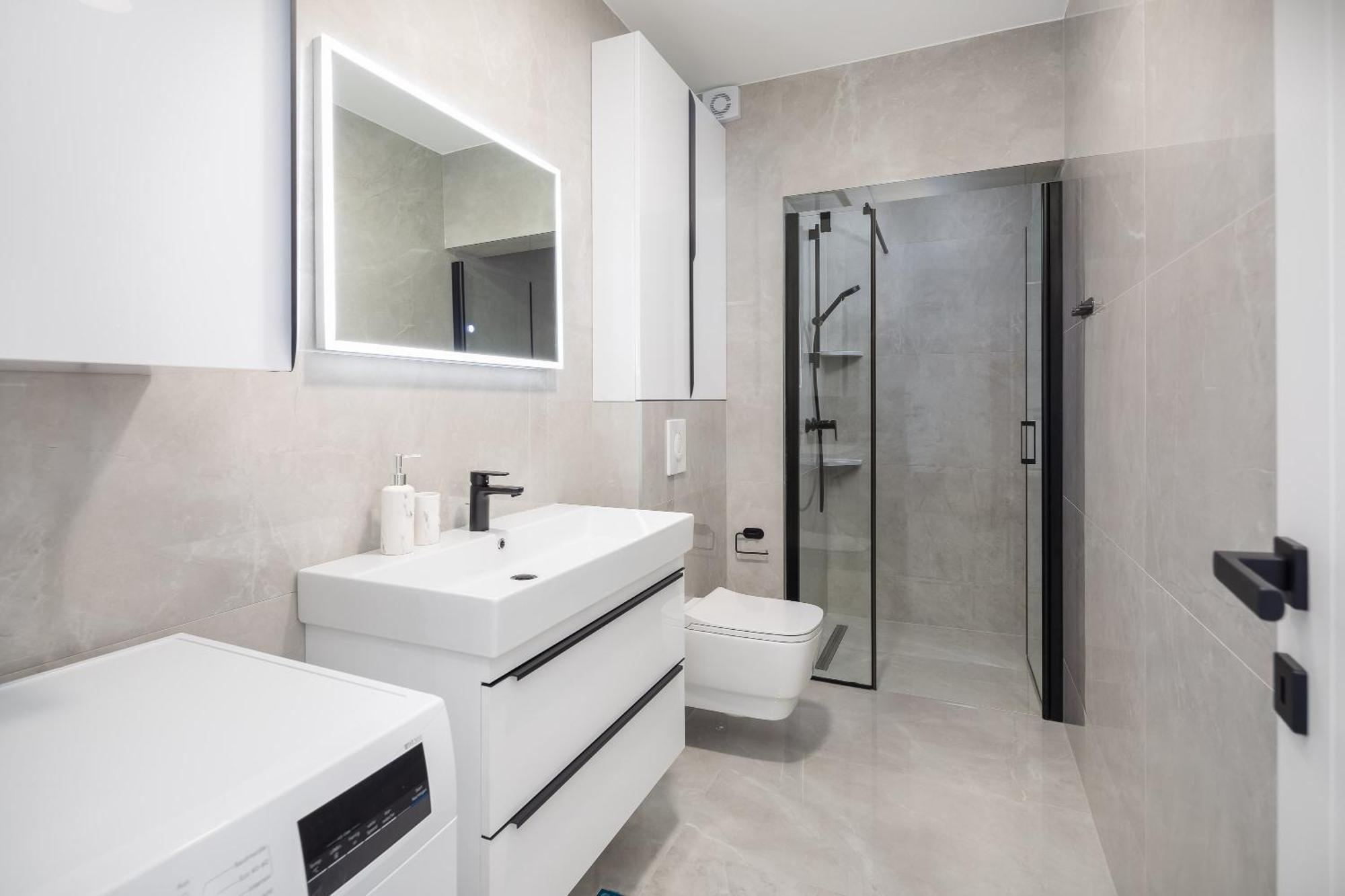 A&d Deluxe Dani With Swimming Pool Apartment Promajna