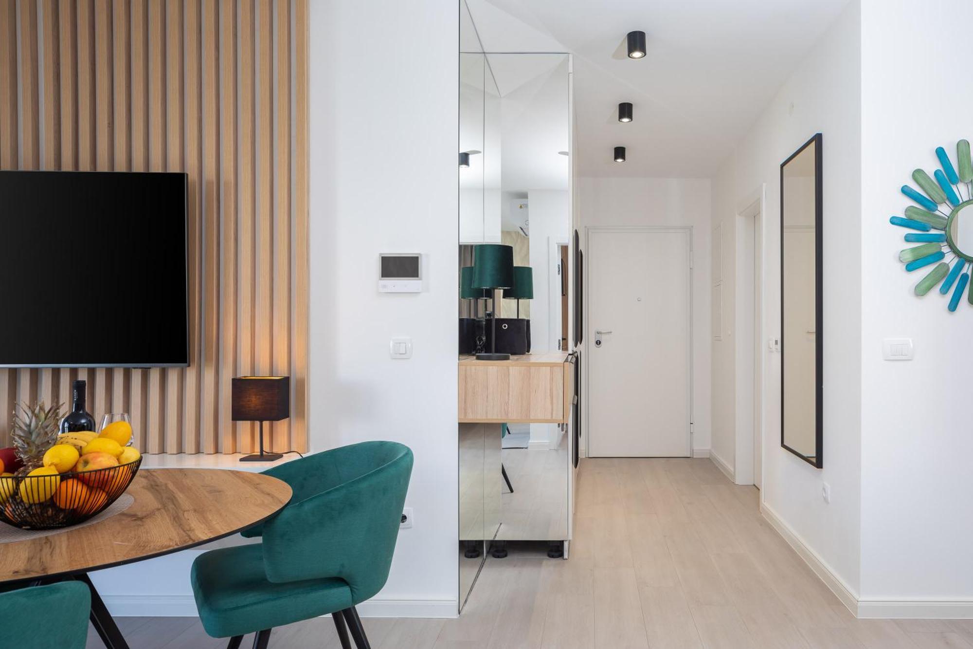 A&d Deluxe Dani With Swimming Pool Apartment *